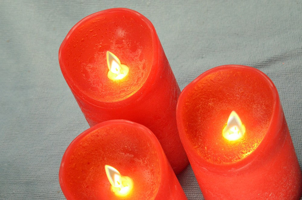 Vlamloze ledkaars uit echte wax ROOD, hoogte: 10 cm