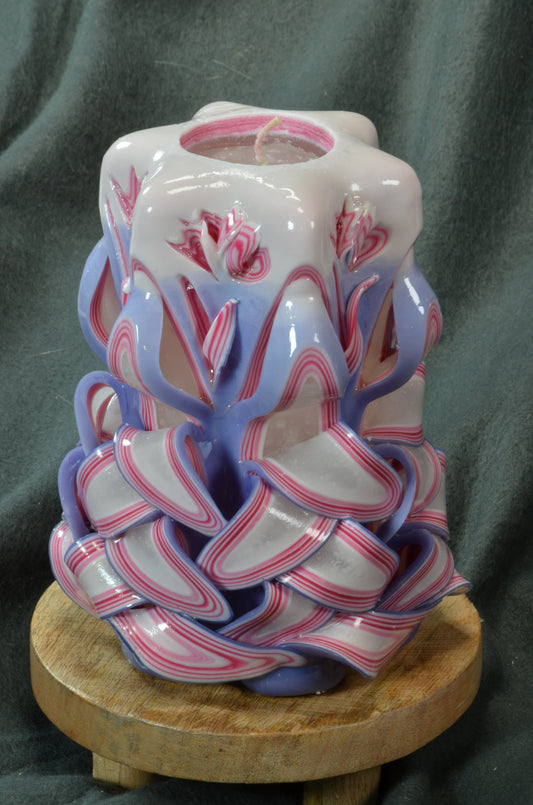 Collectie 2025:  Exclusieve Gesneden Kaars, Hoogte: 16 cm, Breedte: 11 cm - s/n: 51708