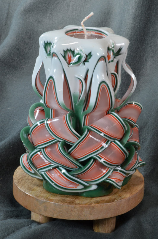 Collectie 2025:  Exclusieve Gesneden Kaars, Hoogte: 16 cm, Breedte: 11 cm - s/n: 51719