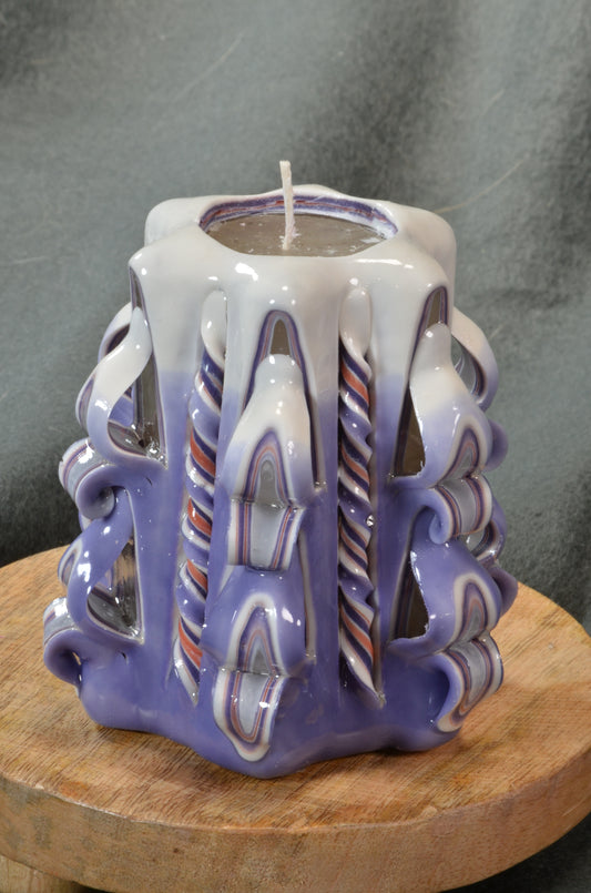 Collectie 2025:  Exclusieve Gesneden Kaars, Hoogte: 11 cm, Breedte: 10 cm - s/n: 51801