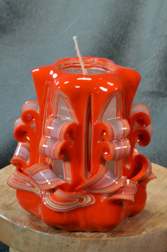 Collectie 2025:  Exclusieve Gesneden Kaars, Hoogte: 11 cm, Breedte: 10 cm - s/n: 51809