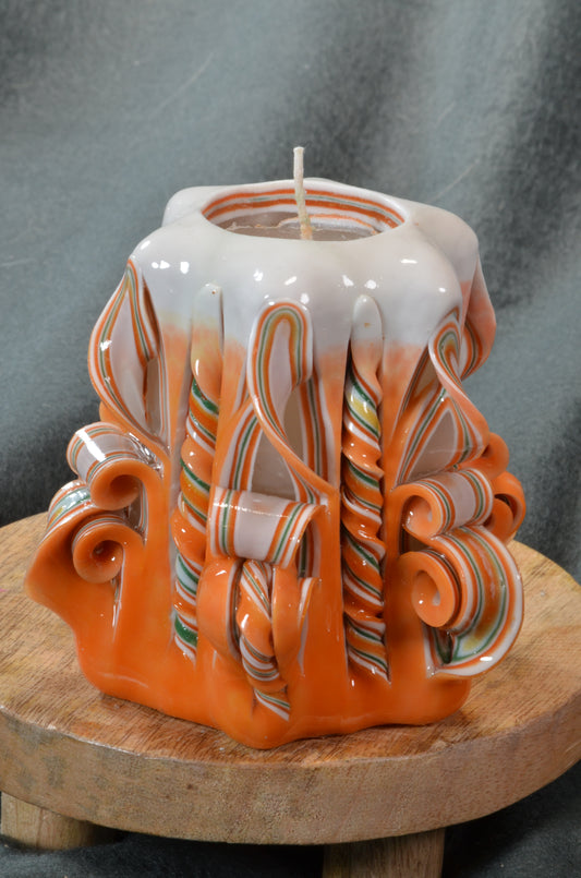 Collectie 2025:  Exclusieve Gesneden Kaars, Hoogte: 11 cm, Breedte: 10 cm - s/n: 51812