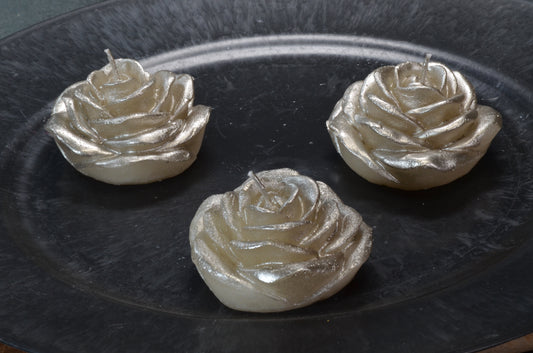 Bloemen Drijfkaars 7x7 cm, hoogte 4 cm Iin Metallic ZILVER, set van 3 stuks - BEKIJK VIDEO
