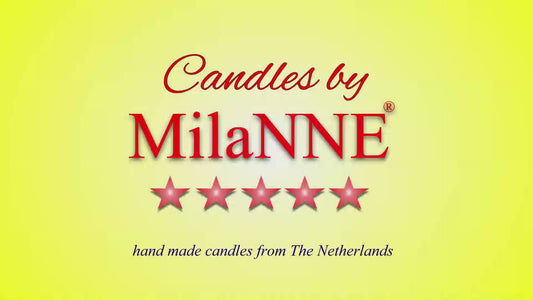 Candles by Milanne, Puppy in de Vanille vla kaars, H: 12 cm
